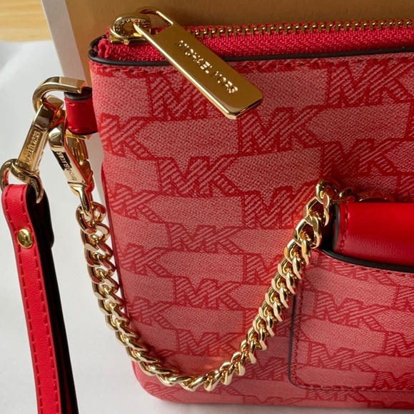 🌹MICHAEL KORS JET SET LOGO 2 - 1 WRISTLET 🌹 NWT 🌹 - Picture 14 of 16